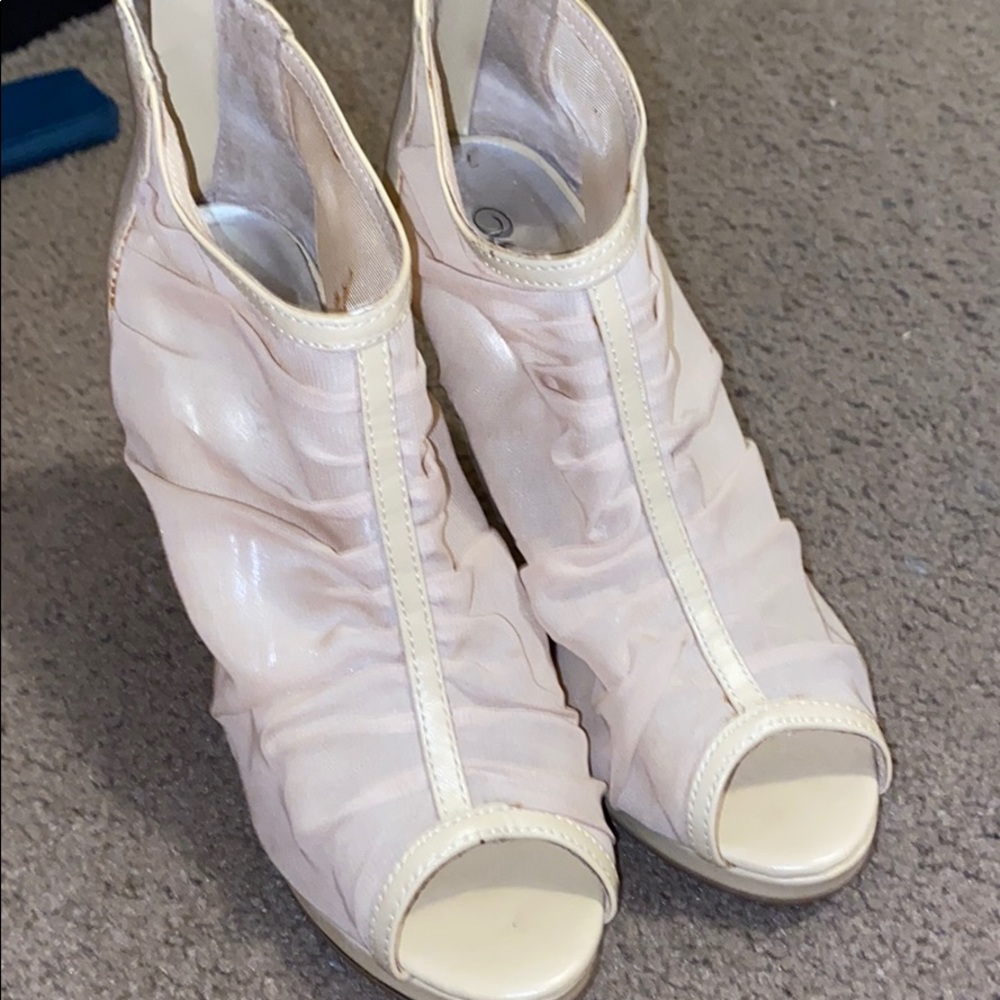 Tan colored high heals